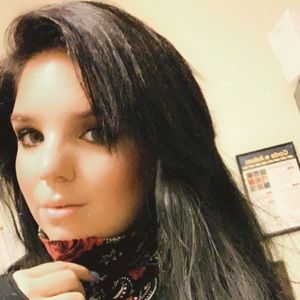 Meet your Posher, Noelle